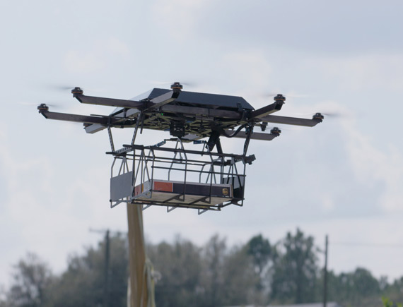 Drove UPS deliver, Drone εκτοξεύεται από το επάνω μέρος φορτηγού της UPS