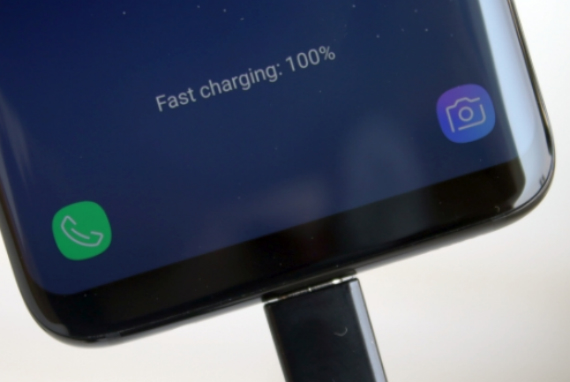 galaxy s8 fast charging, Galaxy S8: Το fast charging δεν λειτουργεί με ανοιχτή την οθόνη
