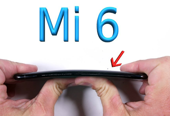 Xiaomi Mi 6 bend test, Xiaomi Mi 6: Λυγίζει το ίδιο εύκολα με το Mi 5; [video]