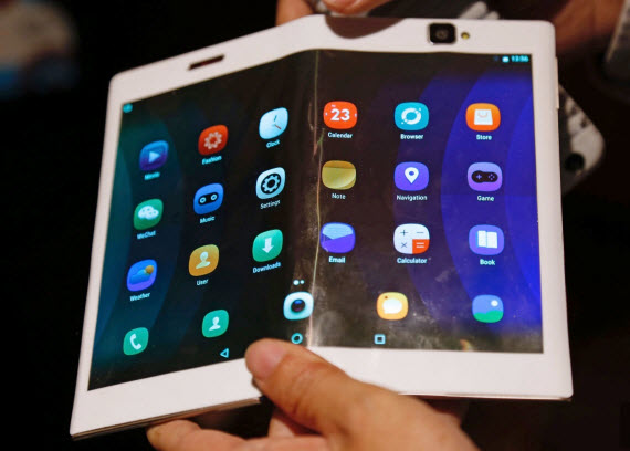 Lenovo Folio αναδιπλούμενο tablet, Lenovo Folio: Αναδιπλούμενο tablet που γίνεται smartphone