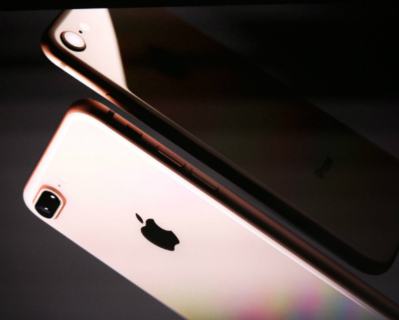no 5.3 inch iphone, Apple: Ακυρώνει το 5.3&#8243; OLED iPhone αλλά κρατά το 6ιντσο bezel-less;
