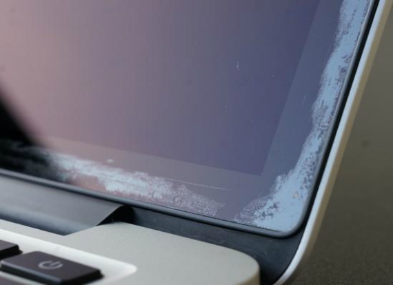MacBook Pro repair program, MacBook: Η Apple επεκτείνει το πρόγραμμα αντικατάστασης οθόνης