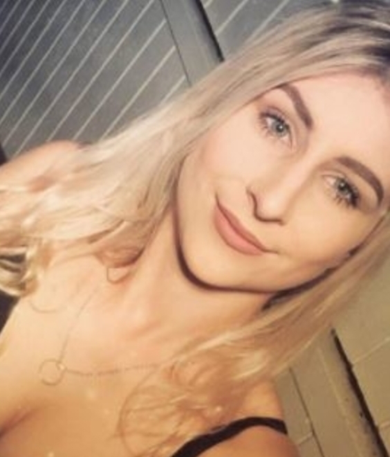 Νεαρή Λονδίνο σκοτώθηκε selfie, Νεαρή στο Λονδίνο σκοτώθηκε προσπαθώντας να βγάλει selfie