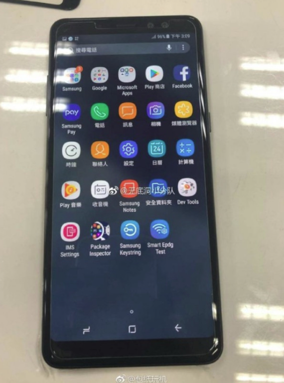 Samsung Galaxy A8+ (2018) φωτογραφίες, Samsung Galaxy A8+ (2018): Ποζάρει σε live φωτογραφίες
