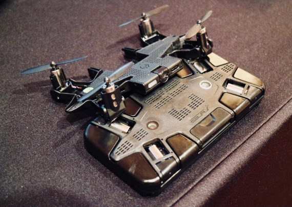Selfly drone θήκη κινητού, Selfly: Θήκη κινητού με ενσωματωμένο drone [CES 2018]