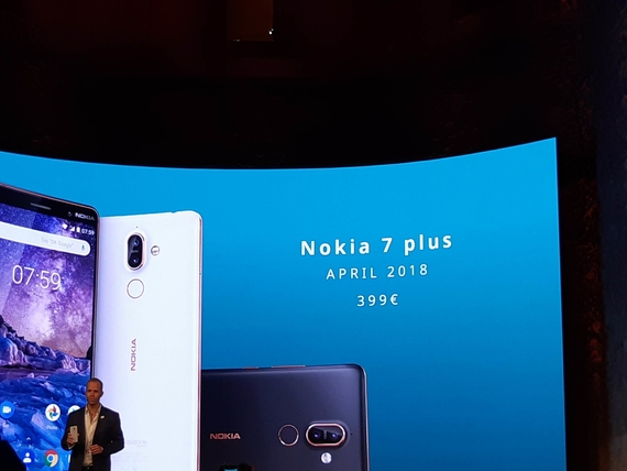 όμορφη διαφήμιση Nokia συνδέει παρελθόν παρόν, Η όμορφη διαφήμιση της Nokia που συνδέει το παρελθόν με το παρόν