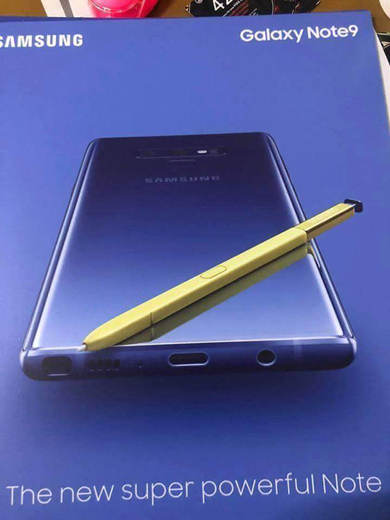 s pen πλάτη galaxy note 9 promotional poster, Το S Pen και η πλάτη του Galaxy Note 9 σε promotional poster