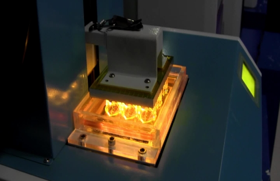 3d εκτύπωση, 3D εκτύπωση: 100 φορές πιο γρήγορη, με χρήση ρητίνης και φωτός