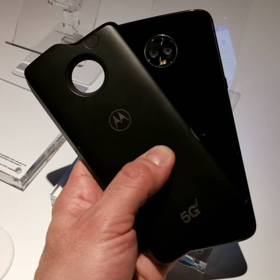 Moto Z3, Motorola Moto Z3: Το πρώτο 5G smartphone με εξωτερικό module [CES 2019-Exclusive photos]