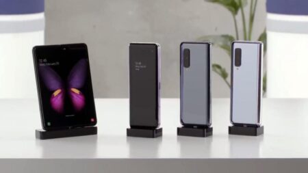 Samsung Galaxy Fold: Πόσο καλές επιδόσεις έχει με τον Snapdragon 855 και τα 12GB RAM