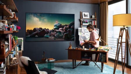 Η Samsung ετοιμάζει τηλεόραση χωρίς καλώδια και με ασύρματη φόρτιση