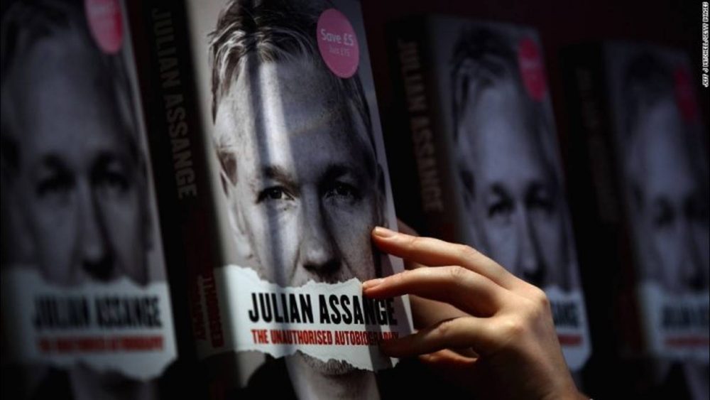 Συνελήφθη ο ιδρυτής του WikiLeaks, Συνελήφθη ο ιδρυτής του WikiLeaks, Julian Assange