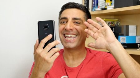 Motorola Moto G7 Plus ελληνικό hands-on video review