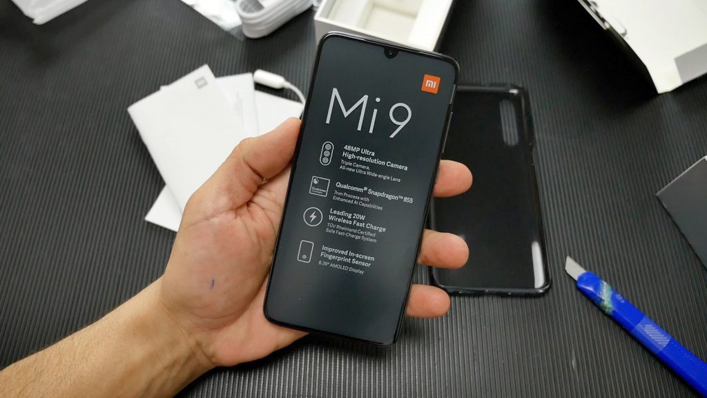 Mi 9 unboxing Techblog, Xiaomi Mi 9 ελληνικό unboxing video με το Μαγικό Κοπίδι