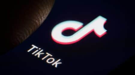 Η τελευταία συμφωνία του TikTok θα μπορούσε να το φέρει σε τηλεοράσεις αιθουσών αναμονής
