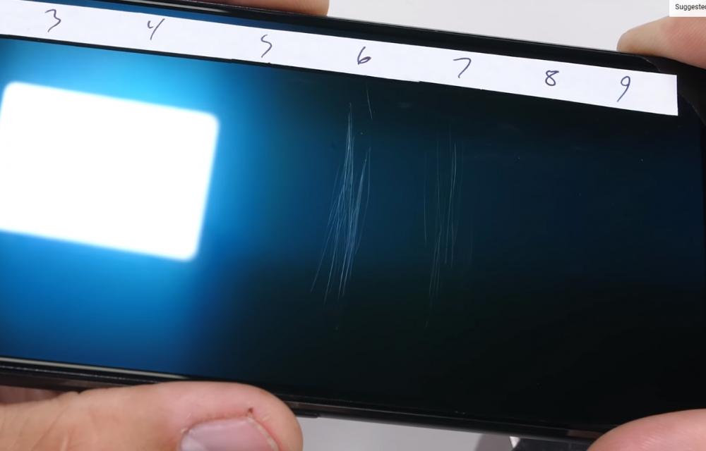 Asus ROG Phone 2, Asus ROG Phone 2: Άντεξε τα πάντα εκτός από τη φωτιά [βίντεο]