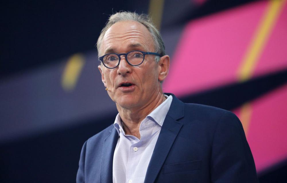 Tim Berners-Lee, Tim Berners-Lee: Θα σώσει το ίντερνετ με τη βοήθεια των Facebook και Google