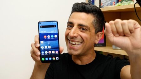 TCL Plex ελληνικό hands-on video review