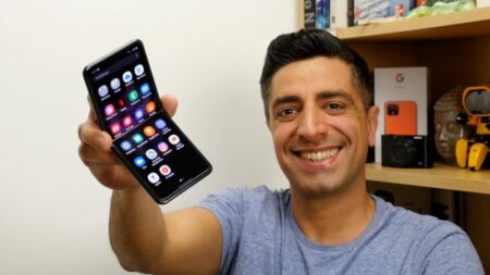 Samsung Galaxy Z Flip ελληνικό hands-on video review