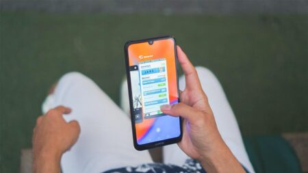 Οι αποστολές smartphone στην Κίνα μειώθηκαν κατά 23% τον Ιανουάριο-Αύγουστο