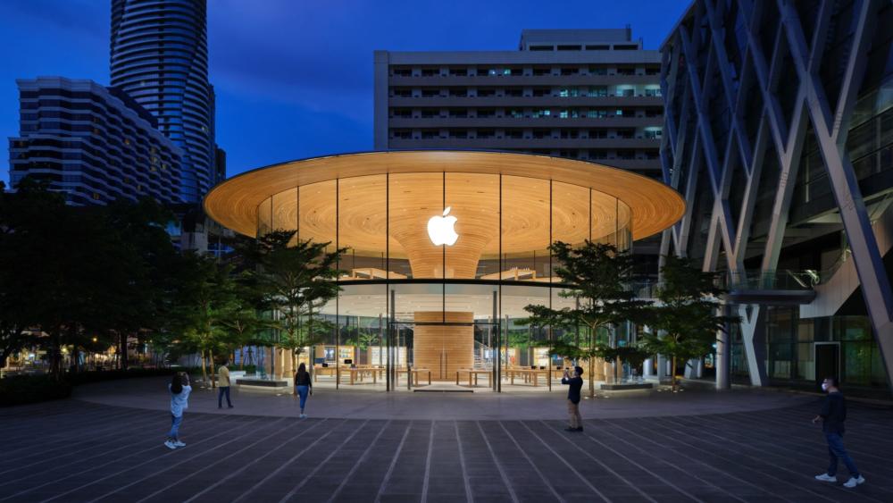 Apple Central World, Apple Central World: Εντυπωσιάζει η ξύλινη στέγη του