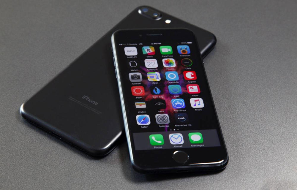 Apple, Apple: Αποζημιώνει όσους αντιμετώπιζαν πρόβλημα επιδόσεων στα iPhone