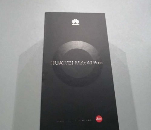 Huawei Mate 40 Pro+, Huawei Mate 40 Pro+: Θήκες αποκαλύπτουν την εμφάνιση του