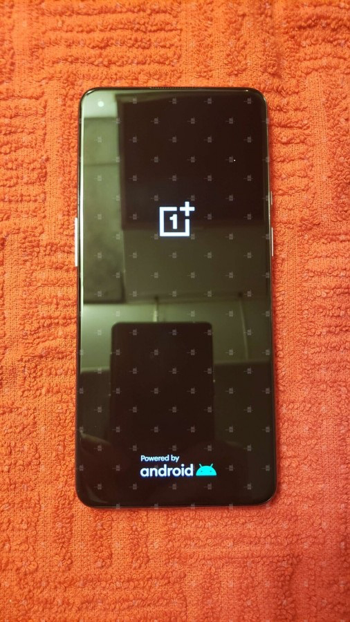OnePlus 9 5G, OnePlus 9 5G: Οι πρώτες live φωτογραφίες μαζί με όλα τα χαρακτηριστικά