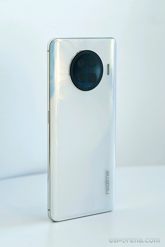 Realme, Realme Race: Έρχεται με Snapdragon 888 και τετραπλή κάμερα