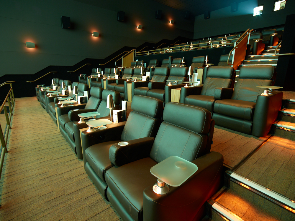 , Ανοίγουν οι κινηματογραφικές αίθουσες στο Los Angeles
