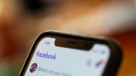 Apple και Facebook εξαπατήθηκαν και έδωσαν προσωπικά δεδομένα σε hackers