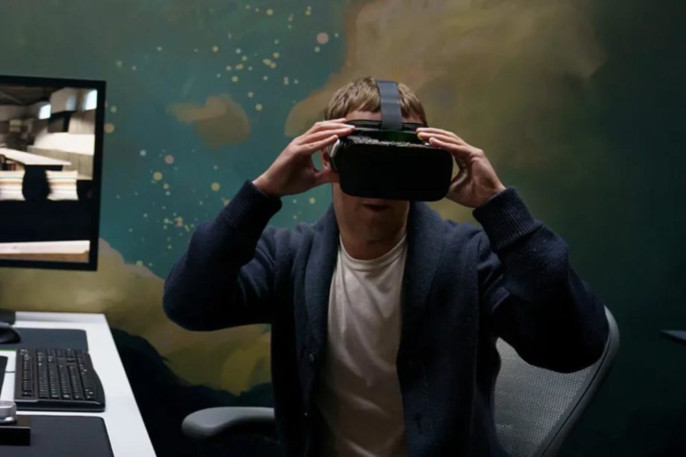 , Facebook: Zuckerberg και Boz παίζουν με πρωτότυπο VR headset