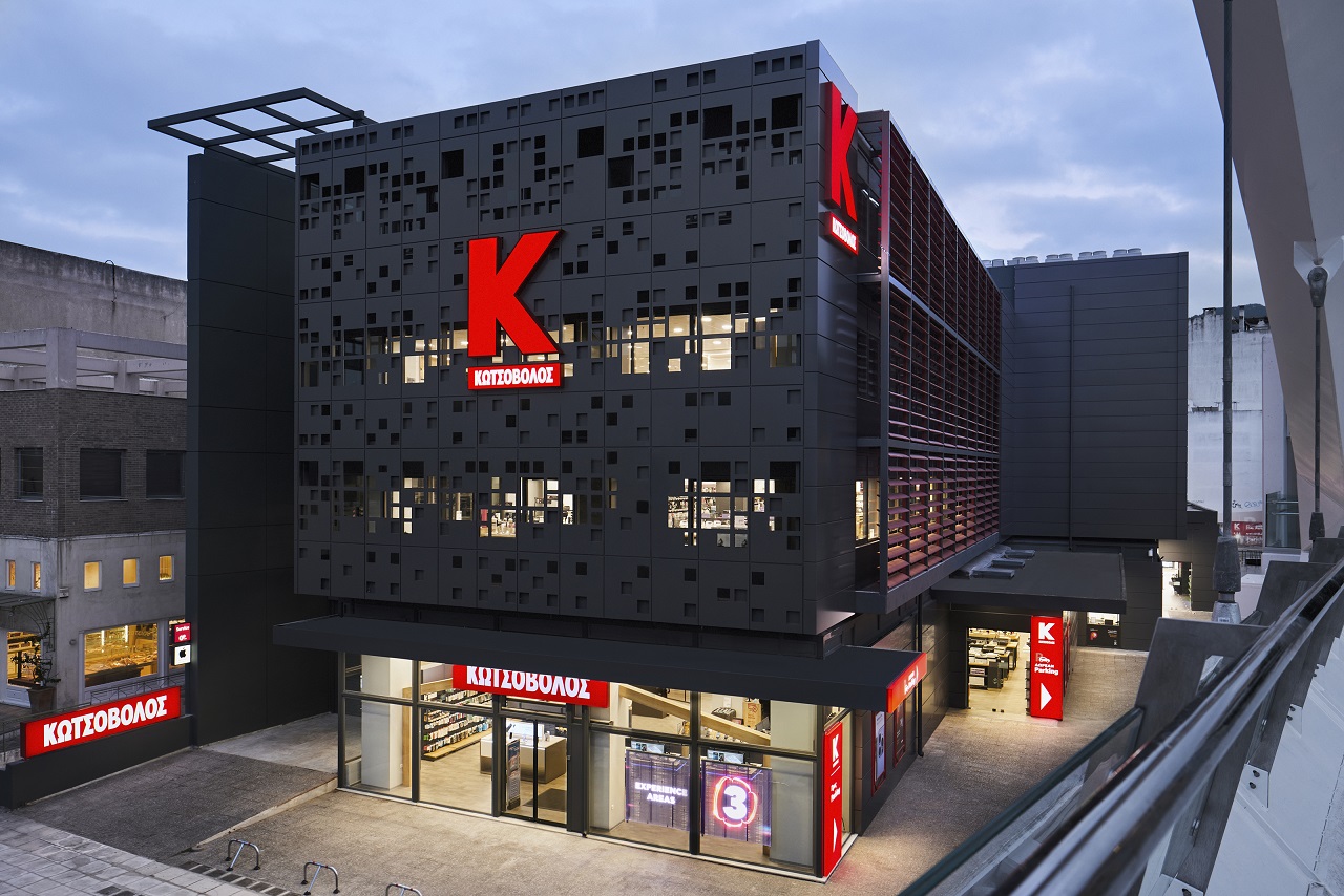 , Κωτσόβολος: Δύο νέα καταστήματα σε Αγία Παρασκευή και River West Open