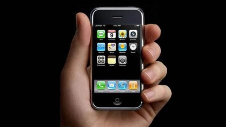 iPhone: 15 χρόνια από την πρώτη παρουσίαση του Steve Jobs