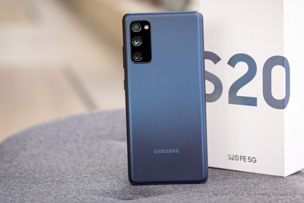 Samsung Galaxy S20 FE 4G, Samsung Galaxy S20 FE 4G: Το πρώτο που πήρε την ενημέρωση ασφαλείας Αυγούστου