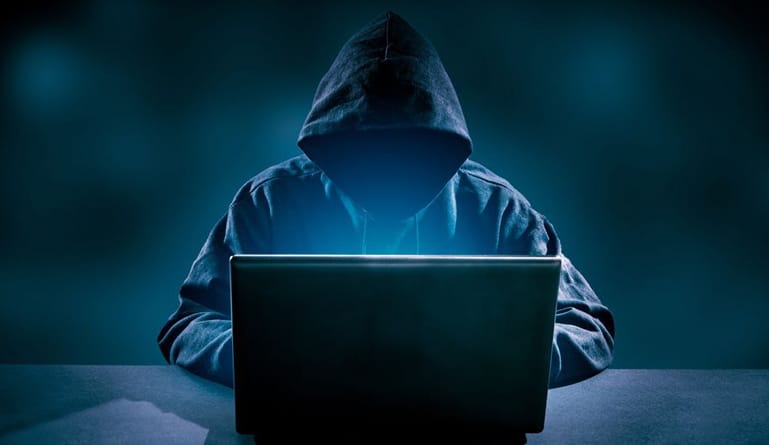 χάκερς, Επίθεση από χάκερς στη Βουλή – Παραβιάστηκαν 60 e-mails βουλευτών και εργαζομένων