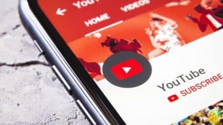 Youtube: 17 χρόνια από την ίδρυση της πλατφόρμας που άλλαξε τη μουσική βιομηχανία