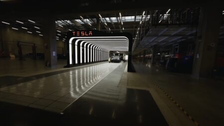 Η Tesla αναμένεται να επεκτείνει τις δραστηριότητές της στο Μεξικό