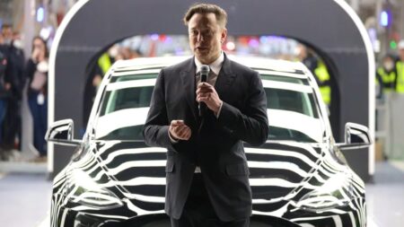 O Elon Musk αγόρασε το 9,2% του Twitter