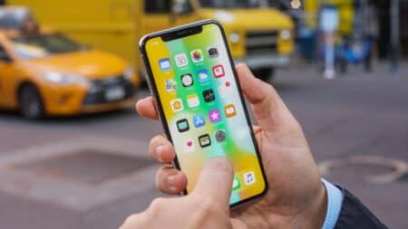 Η παραγωγή iPhone «προχωρά καλά» παρά το lockdown στην κινεζική Zhengzhou