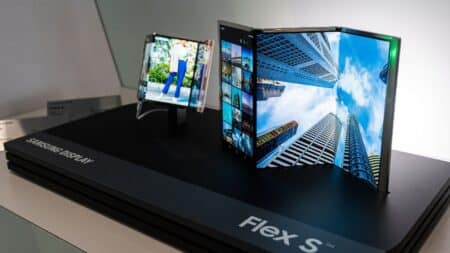Η Samsung παρουσιάζει τις νέες dual-foldable και συρόμενες οθόνες OLED