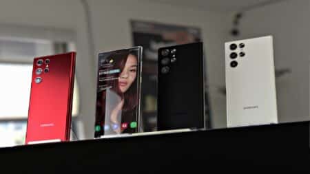 Η Samsung λέγεται ότι θα παράγει 30 εκατ. λιγότερα smartphone το 2022