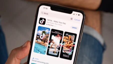 Πατέρας έξαλλος με την Apple επειδή δε μπλόκαρε τις αγορές 2.500$ της 10χρονης κόρης του