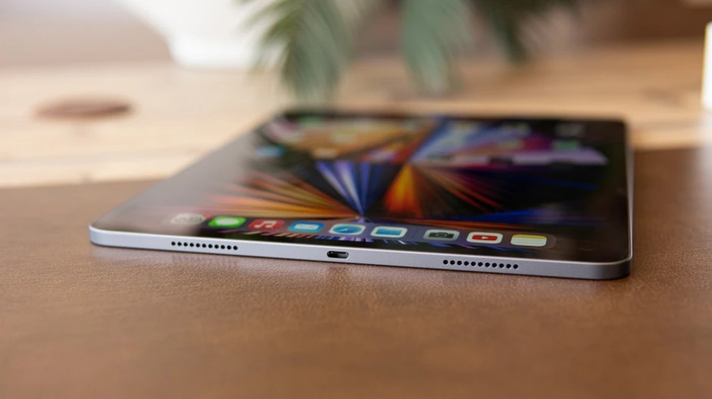 ipad pro, Έρχεται iPad Pro 14,1″ με 16 GB «βασικής» μνήμης;