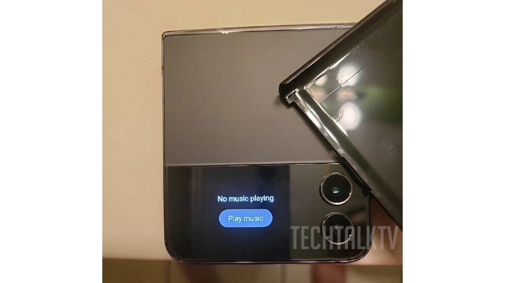 Galaxy Z Flip4, Galaxy Z Flip4: Οι πρώτες real-world εικόνες αποκαλύπτουν τις αλλαγές