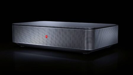 IFA 2022: Η Leica αποκάλυψε την Cine 1 4K laser TV projector