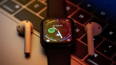 Η ενημέρωση του watchOS 9 διακόπτει τo streaming του Spotify