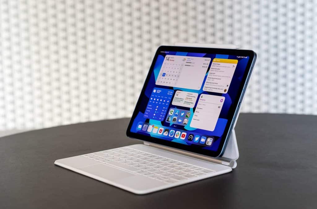 Apple, Apple: Σκέψεις για βάση σύνδεσης που μετατρέπει το iPad σε έξυπνη οθόνη