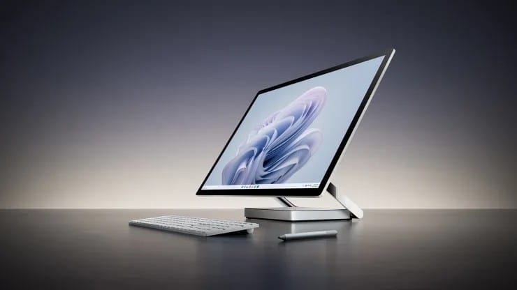 microsoft surface, Η Microsoft αποκαλύπτει τρεις νέους υπολογιστές Surface: laptop, tablet και PC