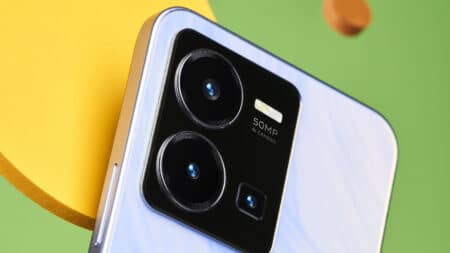 vivo Y22s: Με τριπλή κάμερα που ξεχωρίζει